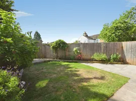 Turners Hill, Cheshunt, Waltham Cross thumb 3