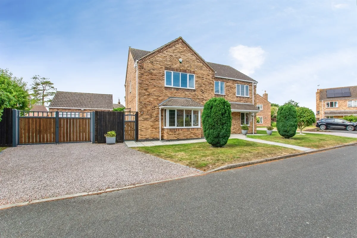 Crown Lodge, Holbeach, SPALDING
