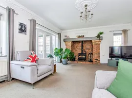 Crown Lodge, Holbeach, SPALDING thumb 2