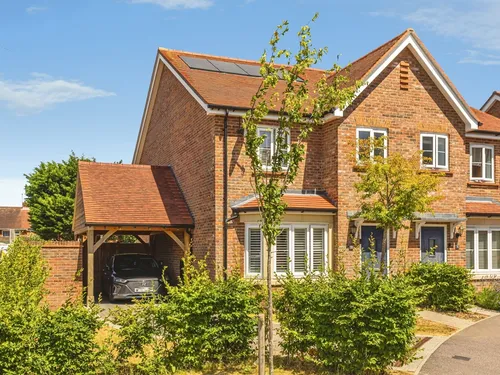 Bonnet Lane, Burgess Hillphoto