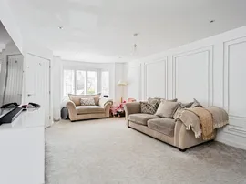 Bonnet Lane, Burgess Hill thumb 2