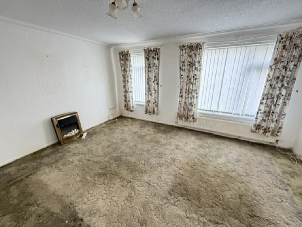 Property carousel item 2