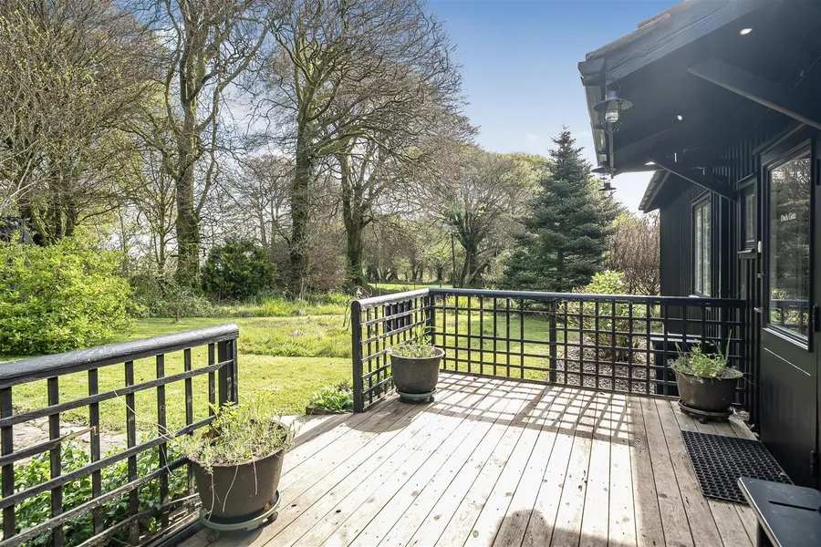 Property Image 37
