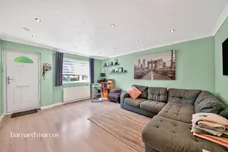 Boleyn Way, Barnet