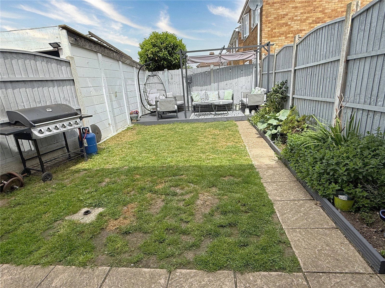 Halt Drive, Linford, Stanford-le-Hope, Essex, SS17 Image 19
