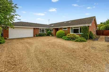 Hawsley Road, Harpenden, AL5