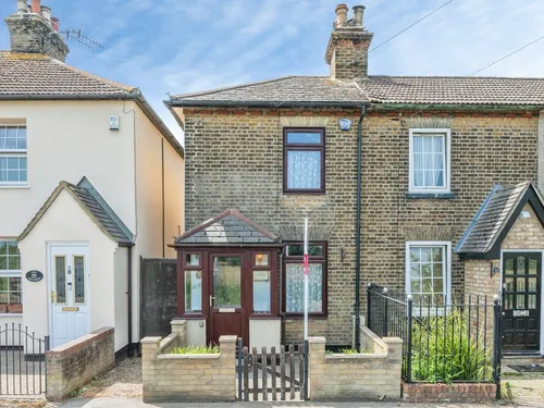 Wennington Road, Wennington, Rainhamphoto