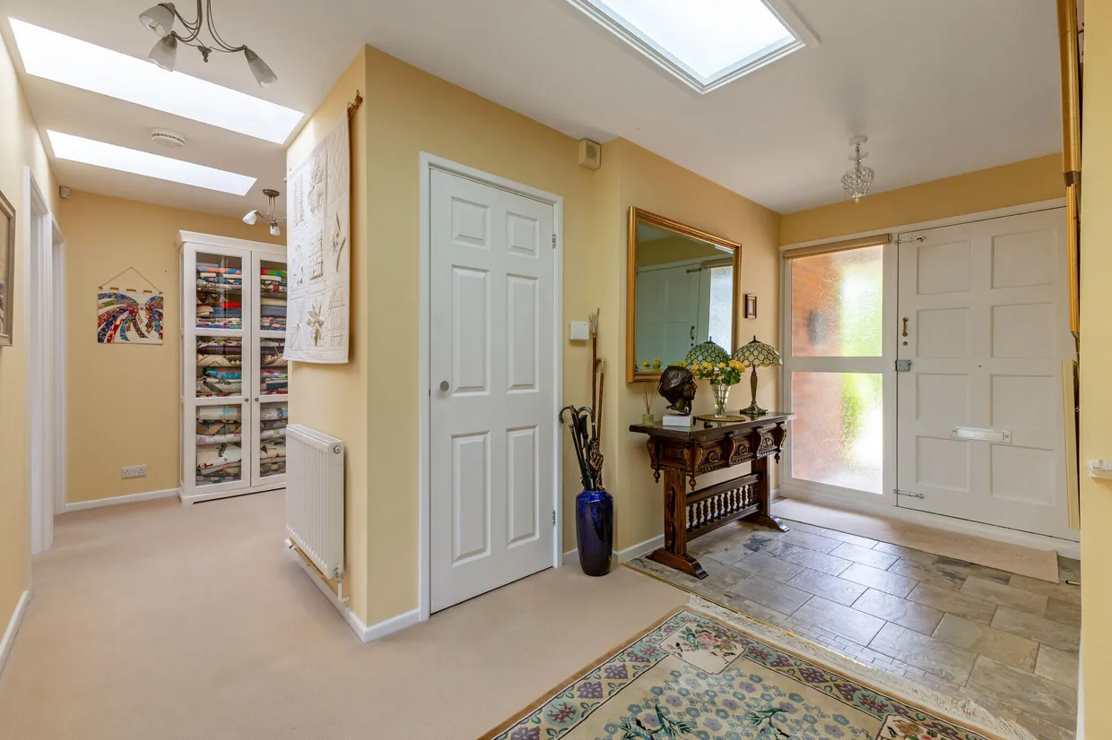 Hawsley Road, Harpenden, AL5 photo 9