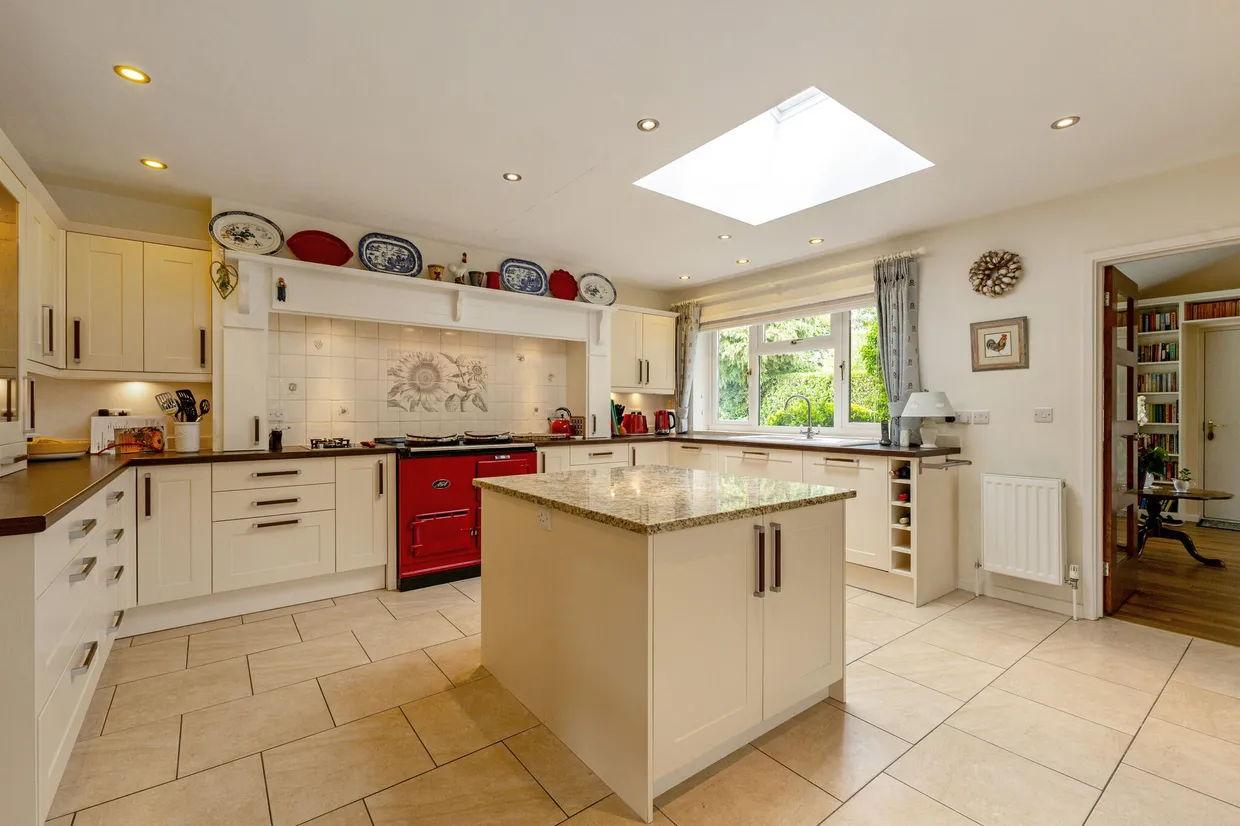 Hawsley Road, Harpenden, AL5 photo 12