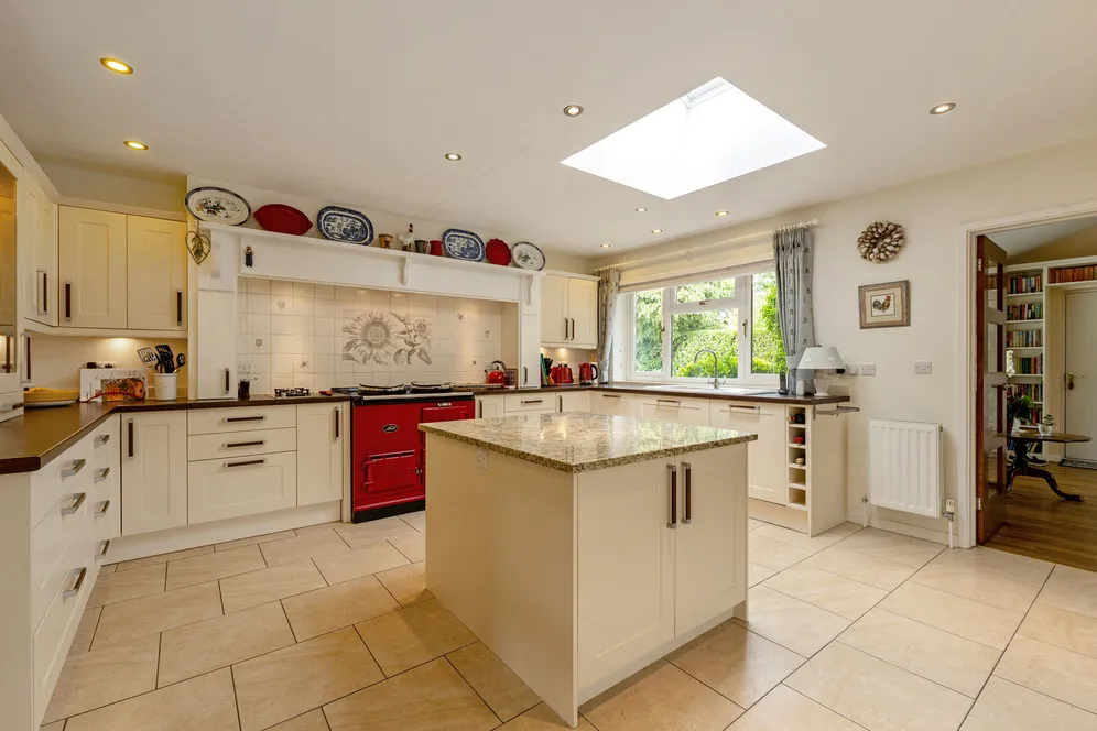 Hawsley Road, Harpenden, AL5 photo 12