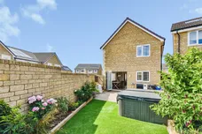 Brimstone Road, Frome