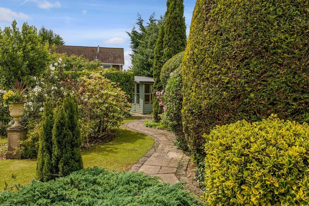 Hawsley Road, Harpenden, AL5 photo 22