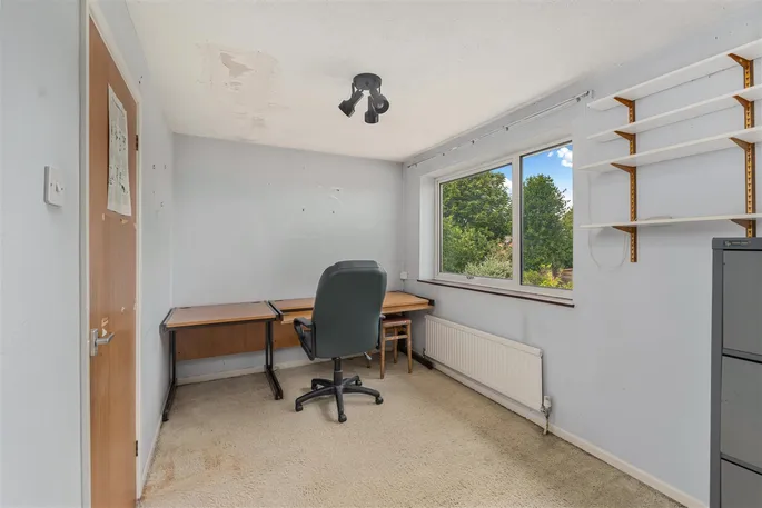 Property carousel image 10