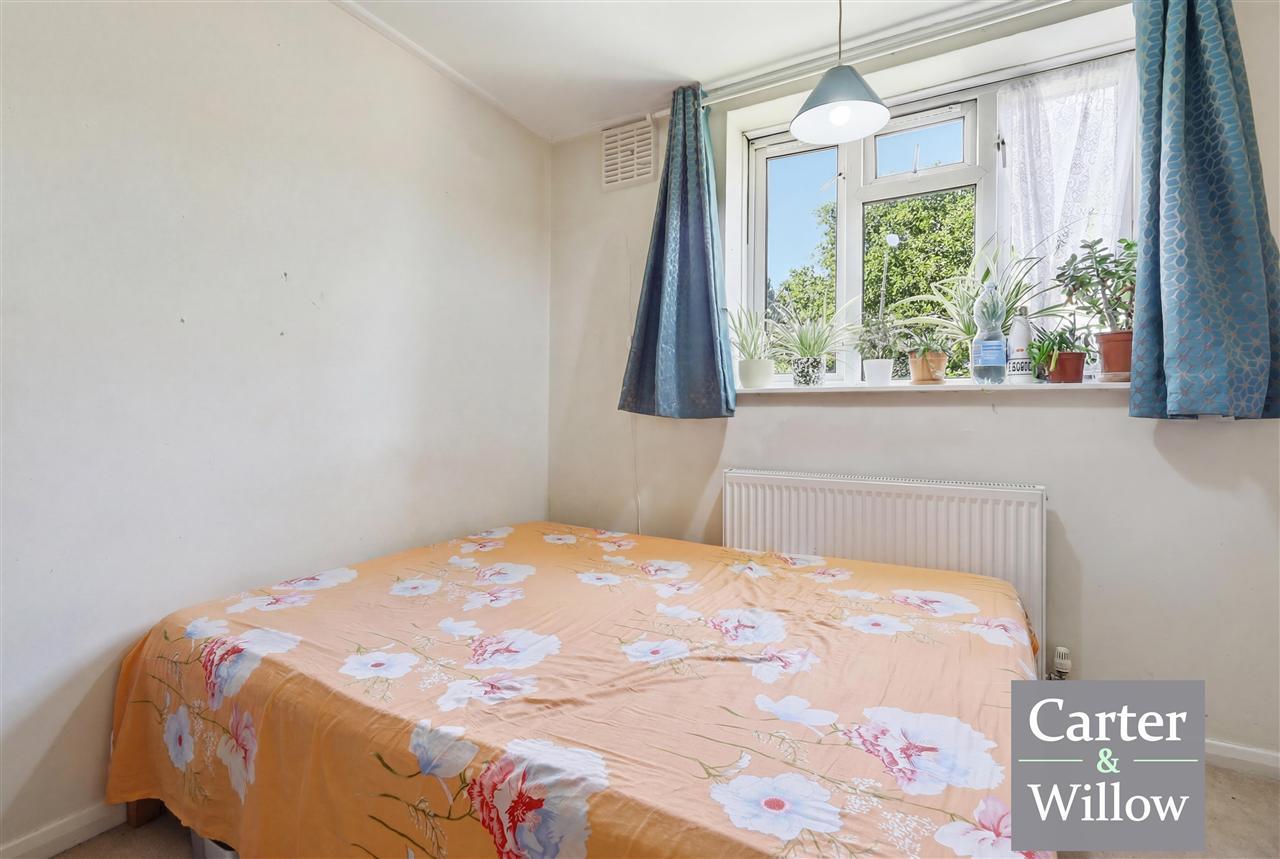 Longbridge Road, Essex Image 10
