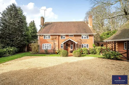 Pinfold Pond, Woburn, MK17