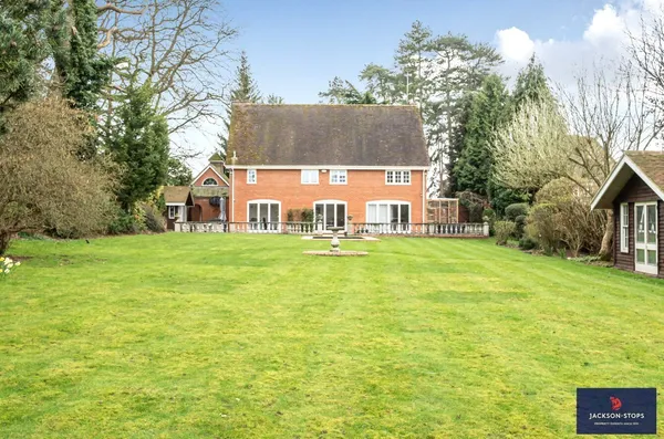 Pinfold Pond, Woburn, MK17 photo 25