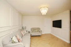 Emerald Close, Rugby