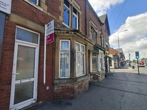 Doncaster Road, SCUNTHORPEphoto