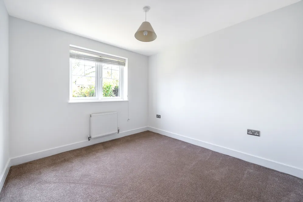 North Town Road, Maidenhead, SL6 photo 10