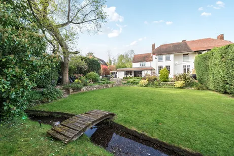 Oast House Lane, Farnham, GU9