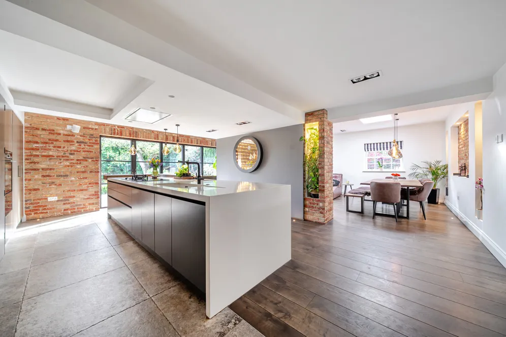 Oast House Lane, Farnham, GU9 photo 3