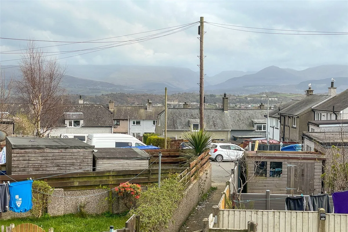 Bro Llewelyn, Llandegfan, Menai Bridge, Isle of Anglesey, LL59
