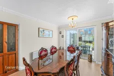 New Barns Avenue, Mitcham