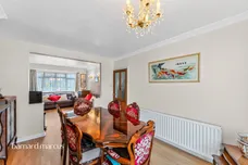 New Barns Avenue, Mitcham