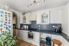 New Barns Avenue, Mitcham