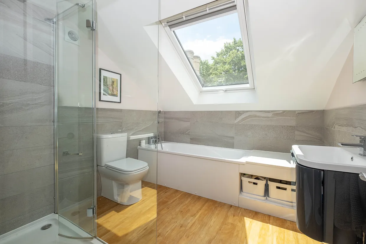 Bonner Hill Road, Kingston Upon Thames, KT1 photo 11