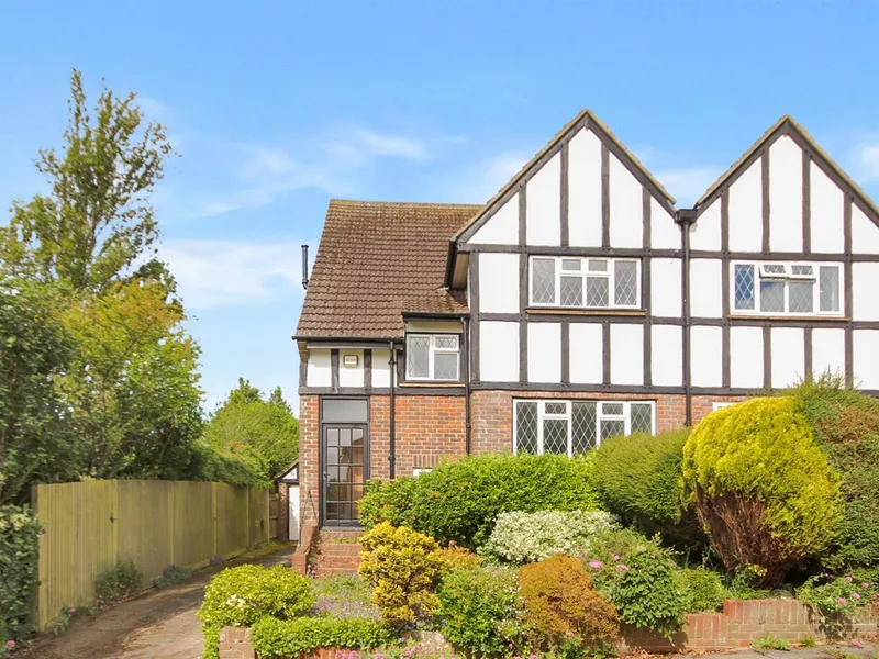 Property thumbnail 2 out of 3
