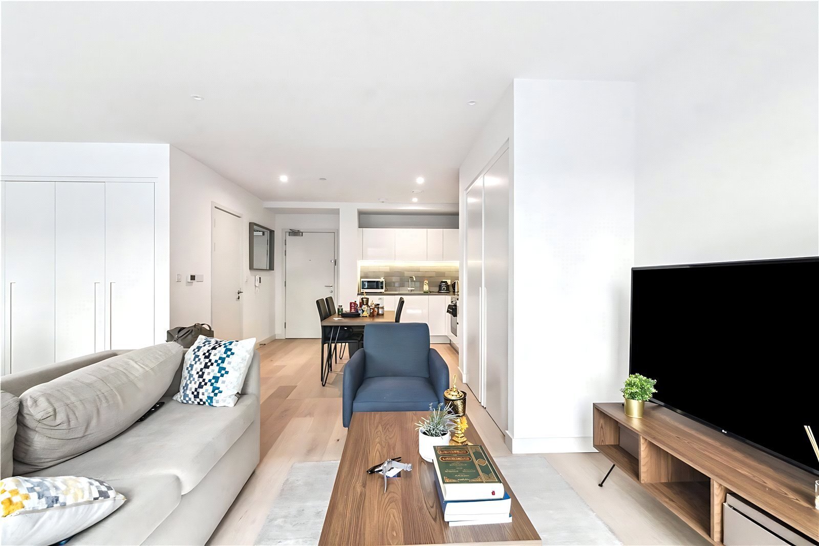 John Cabot House, 42 Royal Crest Avenue, Royal Wharf, London, E16 Image 2