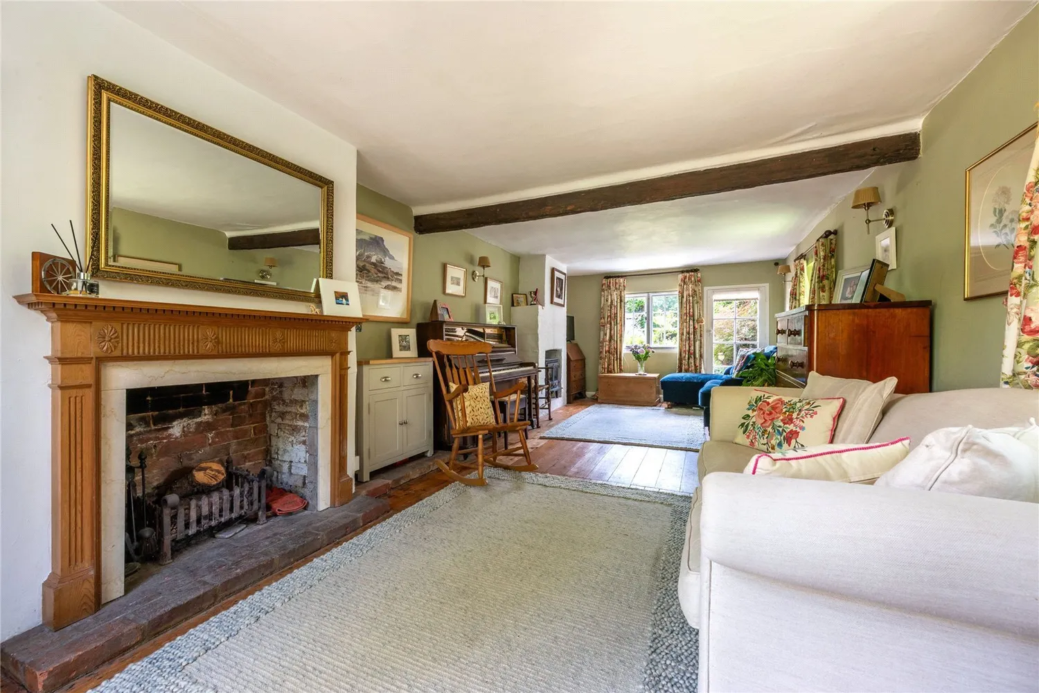 The Street, Ewhurst, GU6 photo 2