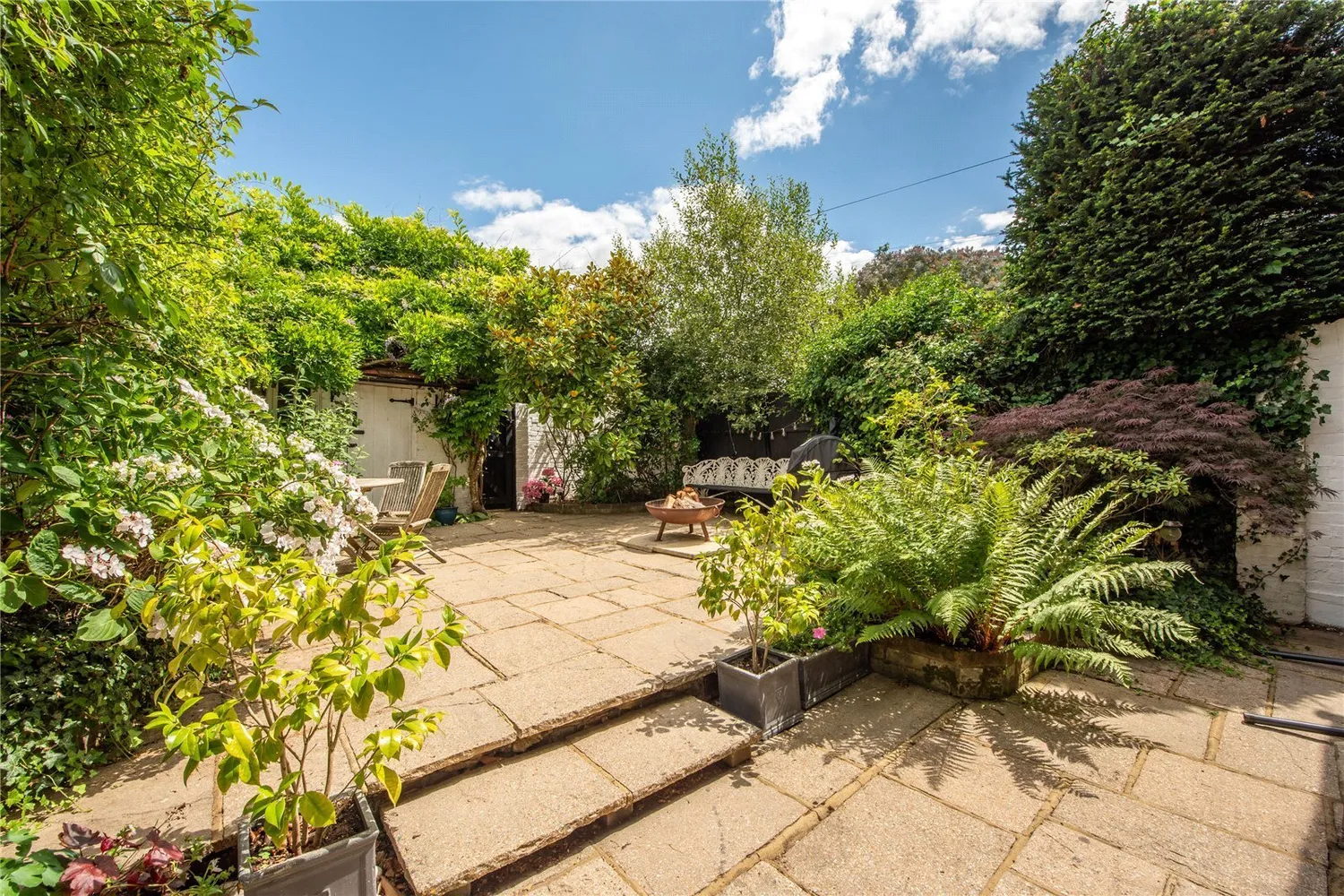 The Street, Ewhurst, GU6 photo 9