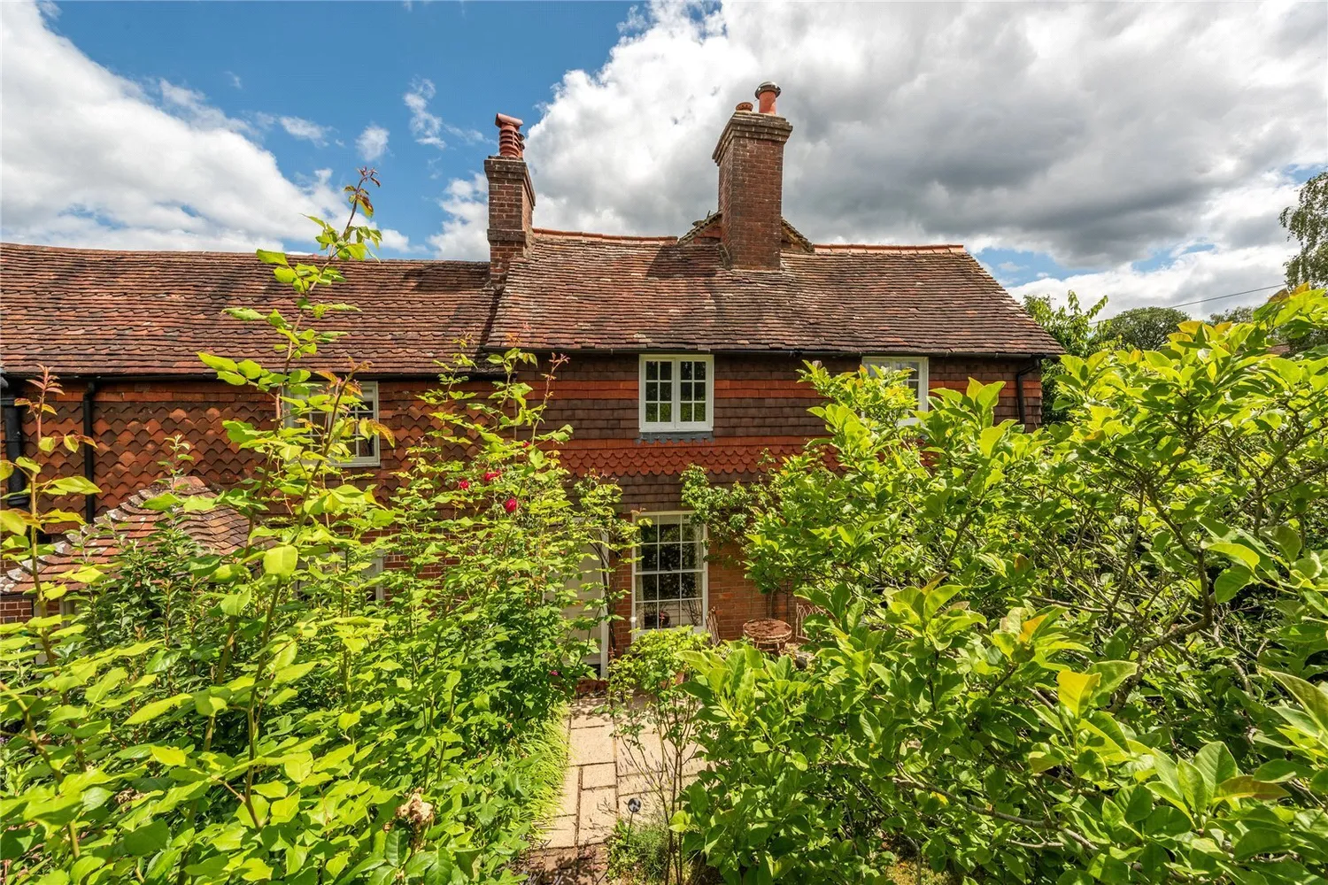 The Street, Ewhurst, GU6 photo 13