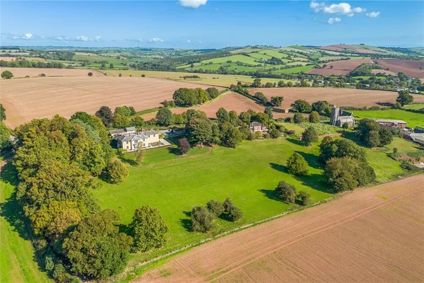 Shobrooke, Crediton, EX17 photo 2