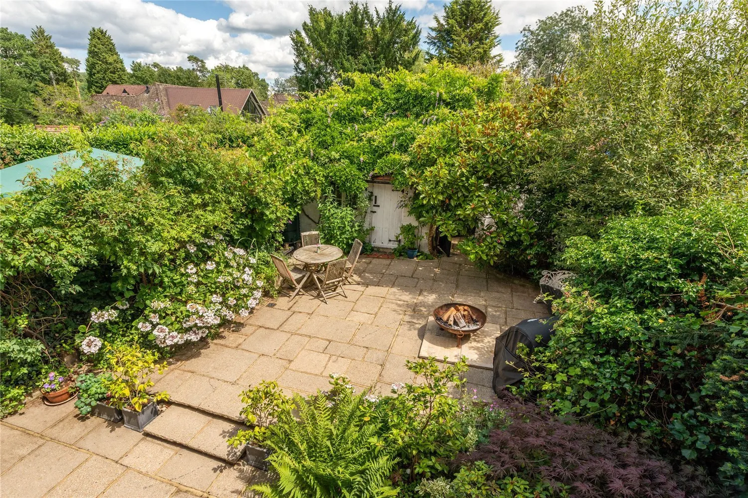 The Street, Ewhurst, GU6 photo 16