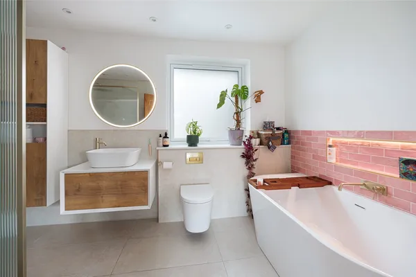 Downesway, Alderley Edge, SK9 photo 18
