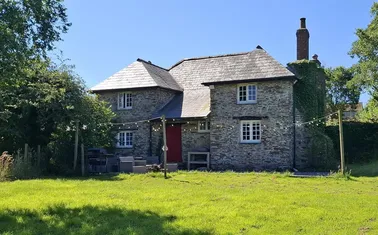 Pelynt - Farmhouse & Large Garden