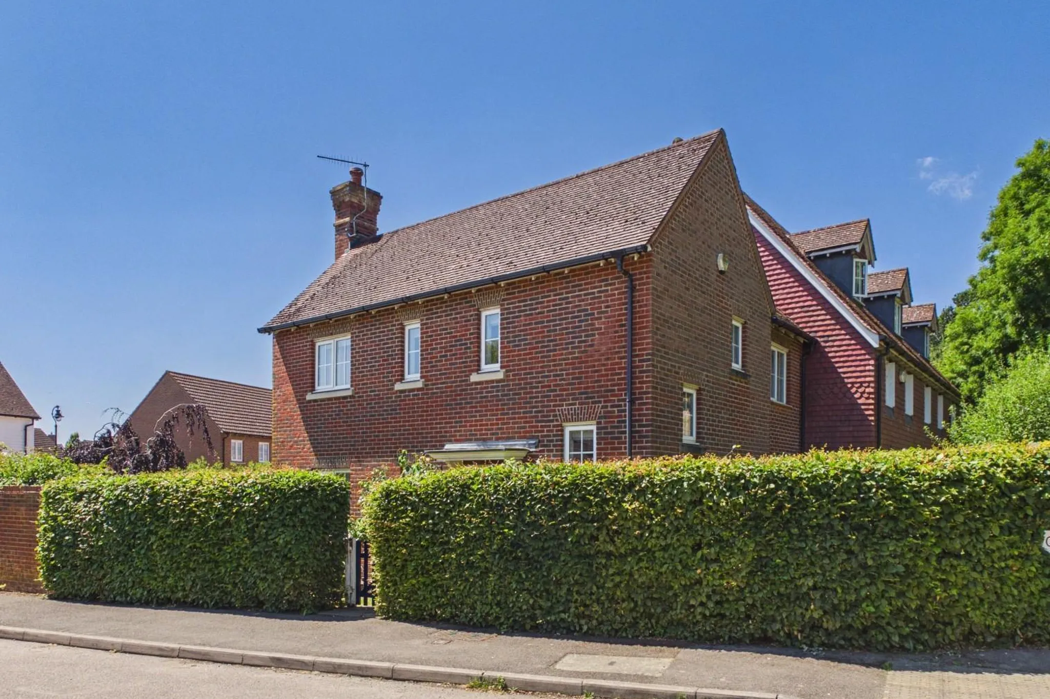 Orlestone View, Hamstreet, Ashford, TN26 2LB