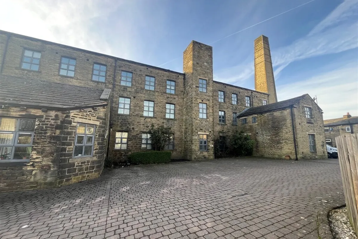 Highgate Mill Fold, Queensbury, BRADFORD