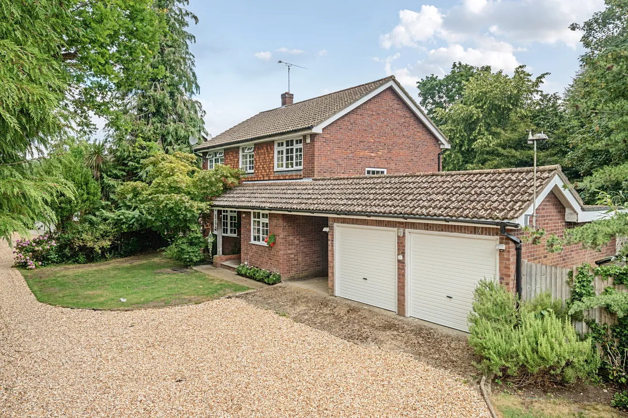 Woodleigh, Fleet, GU51 photo 1