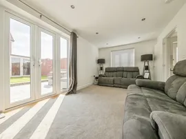 Northfield View, Sproughton, Ipswich thumb 2
