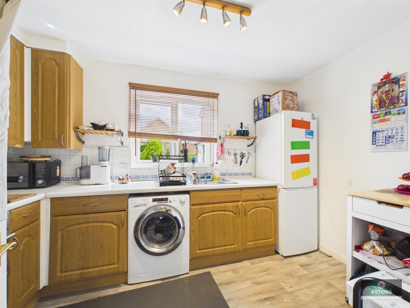 Fenchurch Road, Maidenbower, Crawley Image 5
