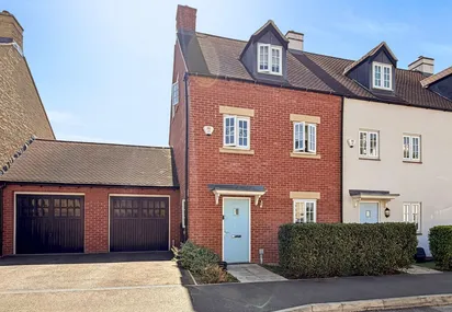 Poppyfield Road, Wootton, Northampton, NN4