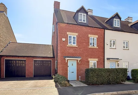 Poppyfield Road, Wootton, Northampton, NN4