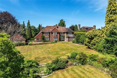 Quarry Road, Oxted, RH8