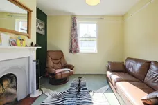 Longland, Salisbury