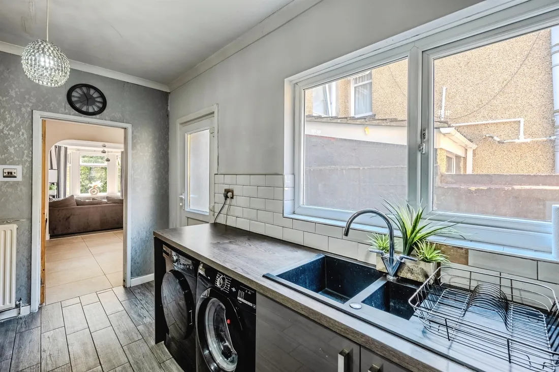 Property photo 31