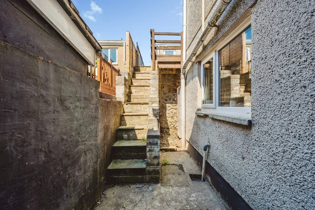 Property photo 38